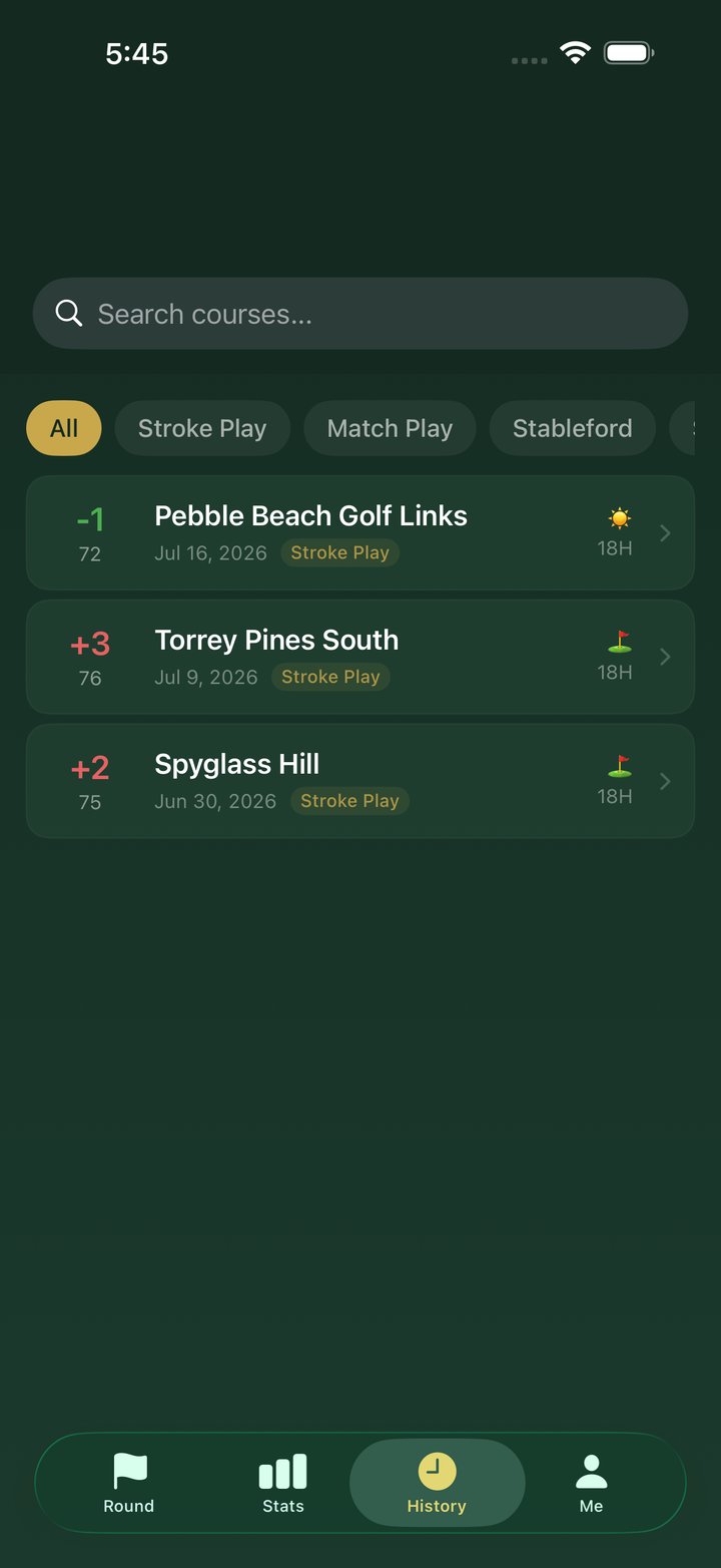 SwingIQ clubs screen for managing the golfer's bag